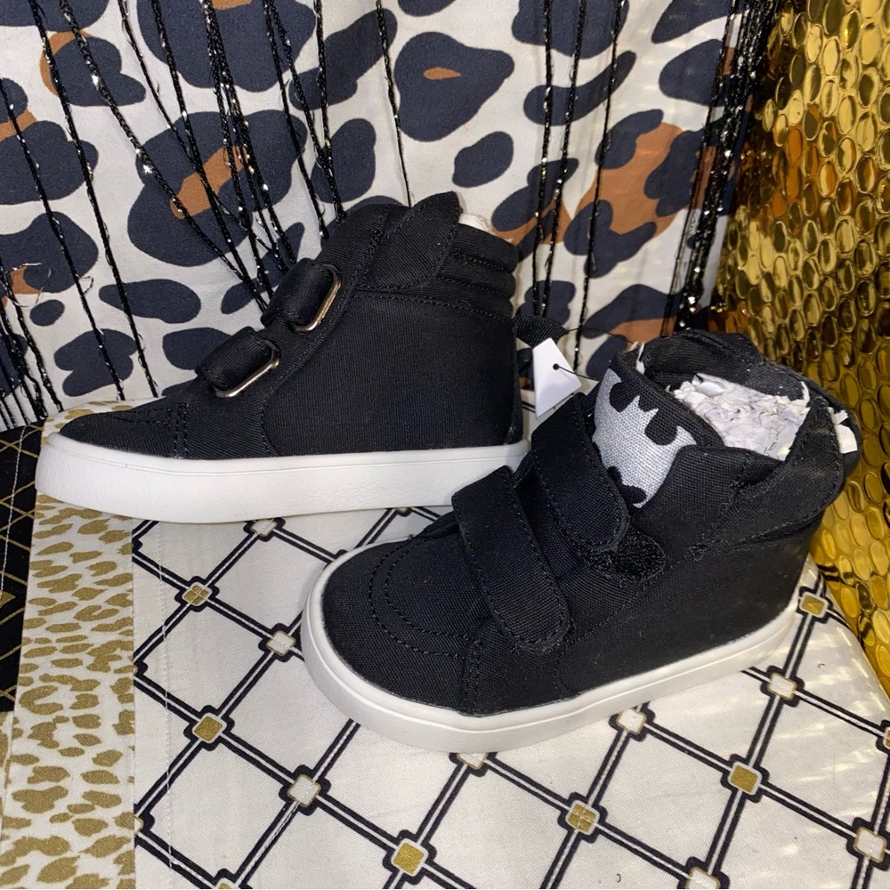 BABY GAP ✖️DC BATMAN SNEAKERS
